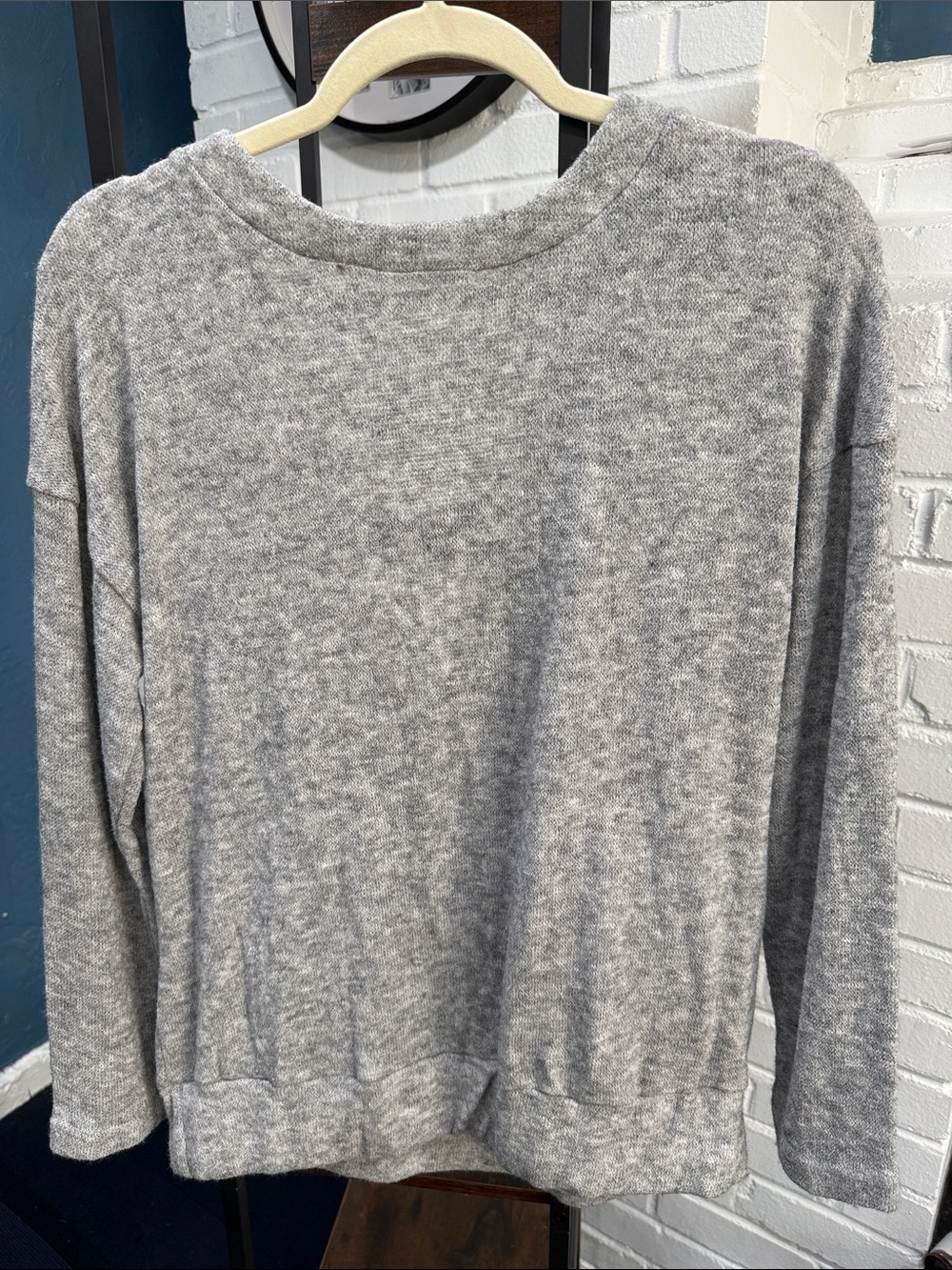 Cozy Gray Crisscross V-Neck Knit Top - Picture 2 of 4